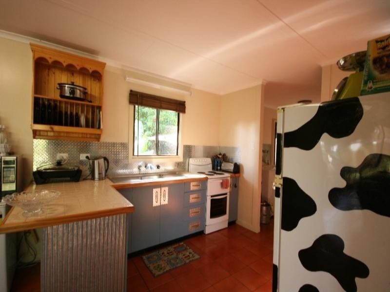 33 John Pitchers Road, Sarina QLD 4737