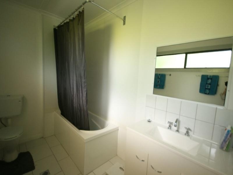 33 John Pitchers Road, Sarina QLD 4737
