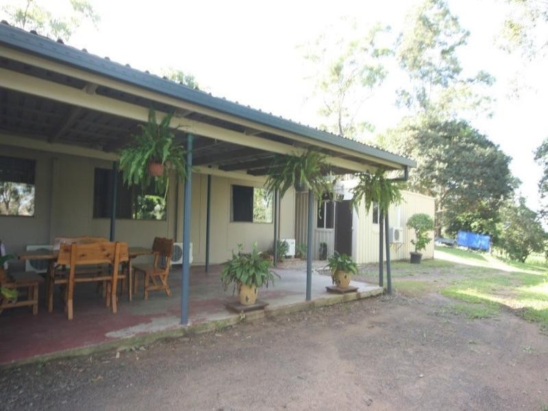 33 John Pitchers Road, Sarina QLD 4737