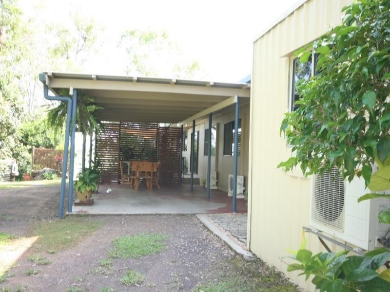 33 John Pitchers Road, Sarina QLD 4737