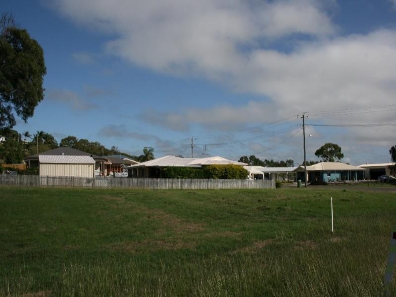1 Brooksfield Drive, Sarina Beach QLD 4737