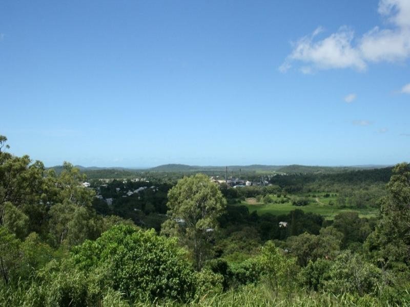 7 Websters Road, Sarina QLD 4737