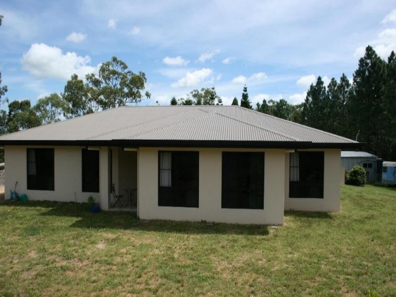 44 Lawries Road, Sarina QLD 4737