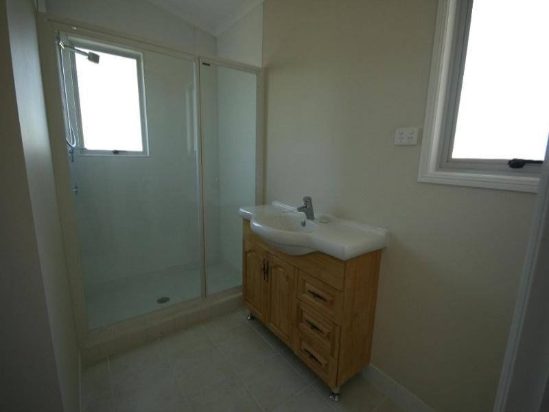 33 Jackson Street, Sarina QLD 4737