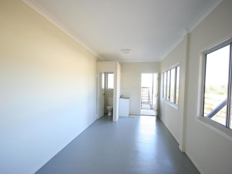 33 Jackson Street, Sarina QLD 4737