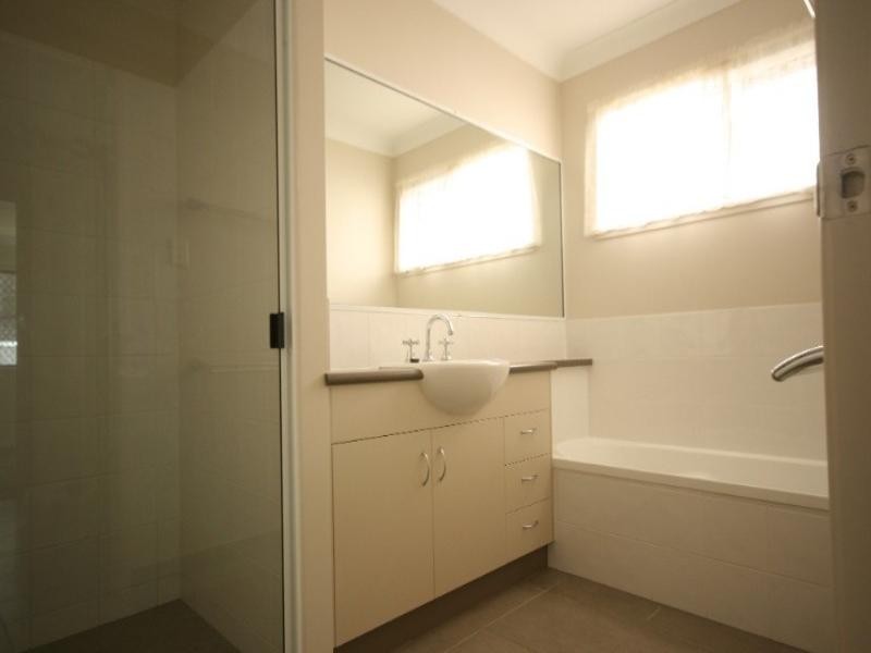 32 Jackson Street, Sarina QLD 4737