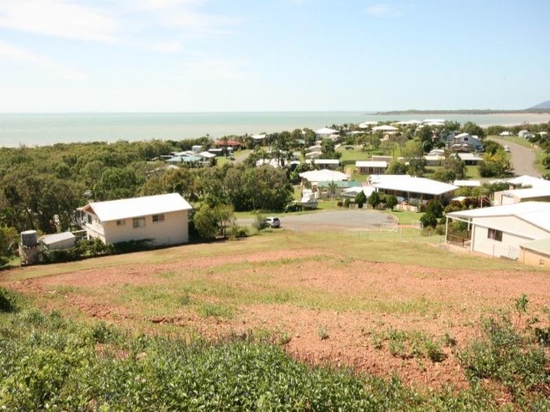 8 Reef Court, Ilbilbie QLD 4738