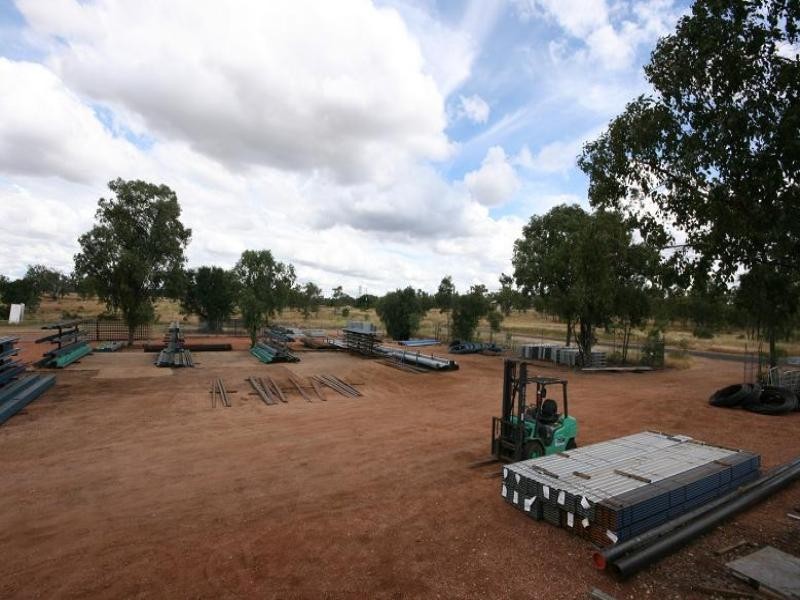 15 Frederick Street, Clermont QLD 4721