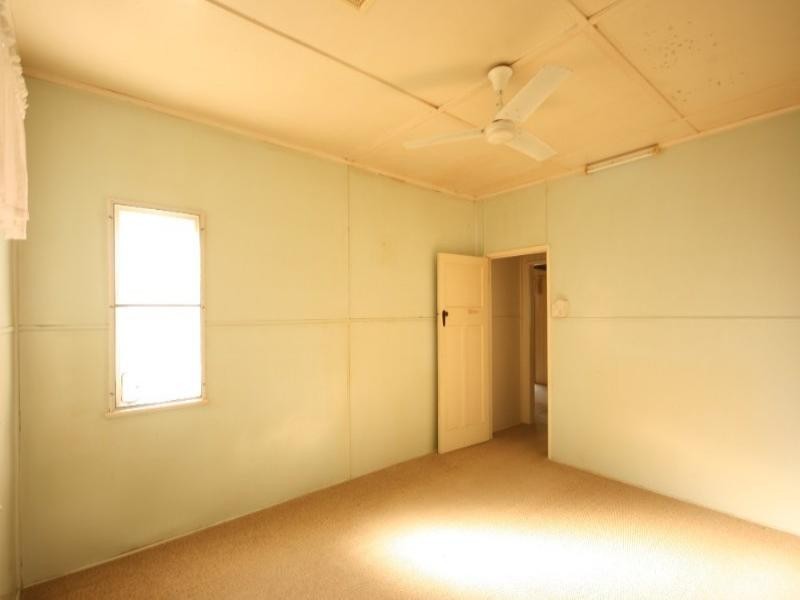 13 Brooks Street, Sarina QLD 4737