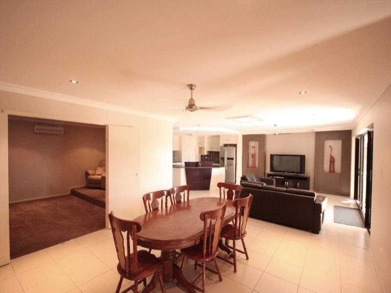 33 Brooksfield Drive, Sarina QLD 4737