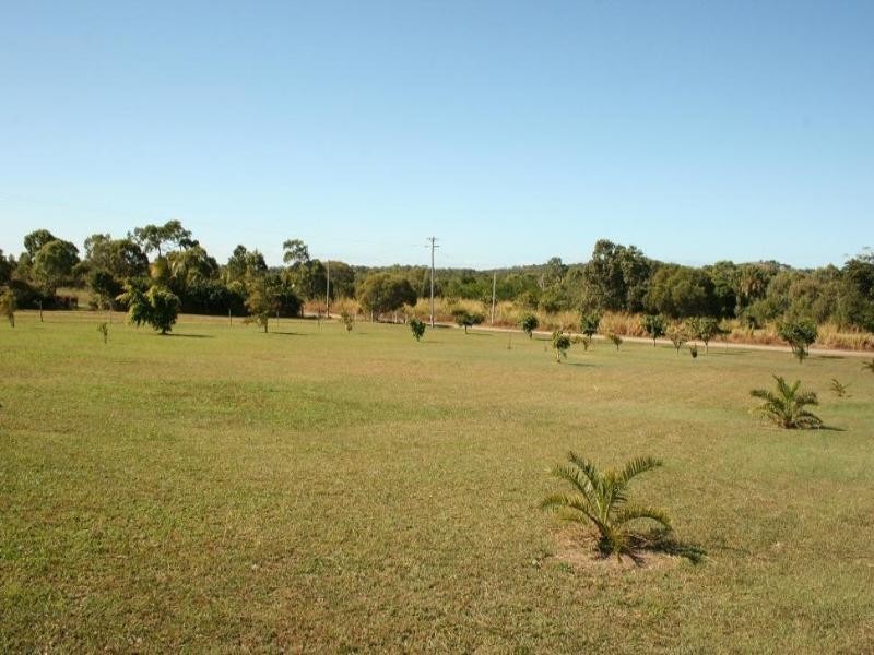 15 Ceder Street, Sarina QLD 4737