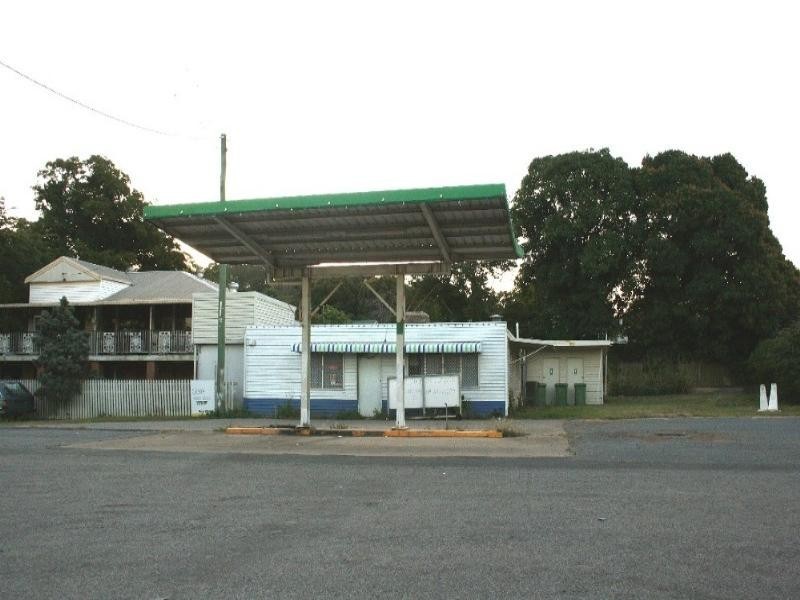 22 Range Road, Sarina QLD 4737