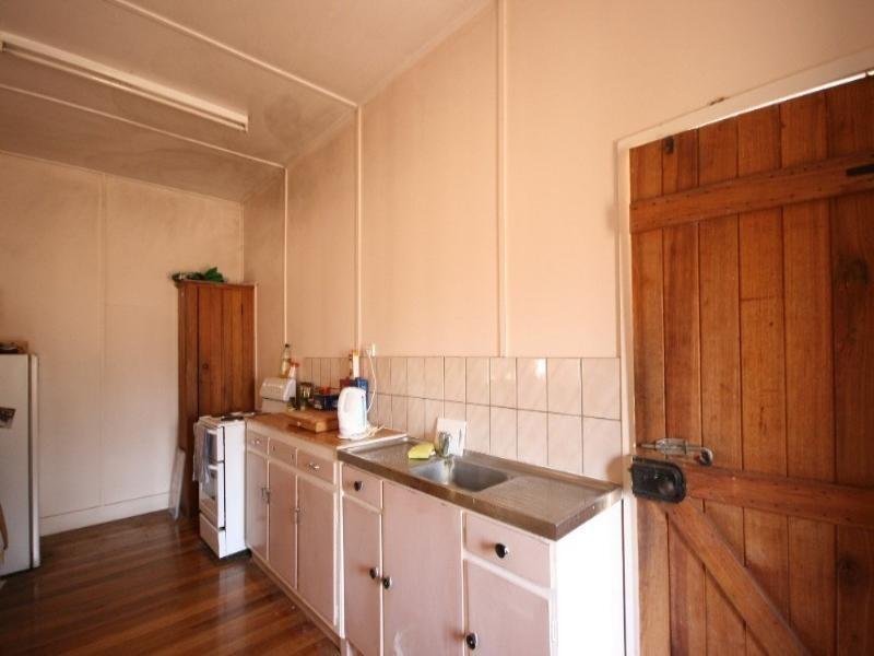 13 Mumby Street, Sarina QLD 4737