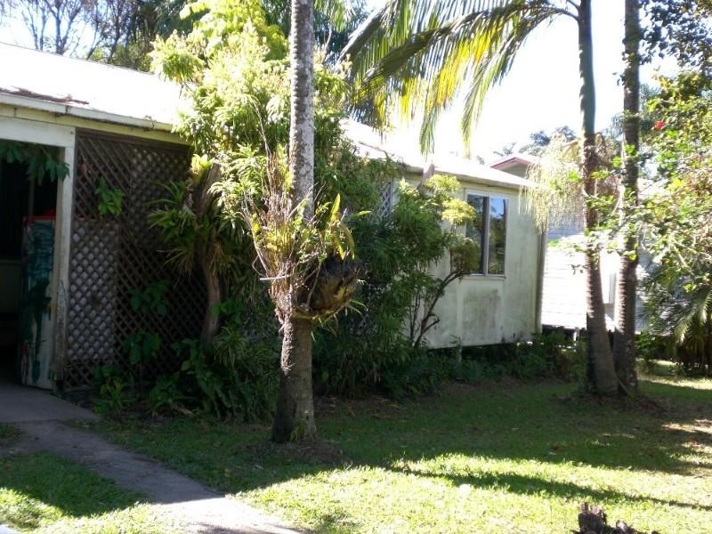 10 Venton Street, Sarina QLD 4737