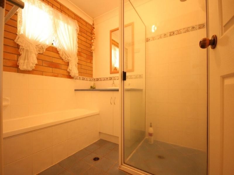 6 Wattle Court, Sarina QLD 4737