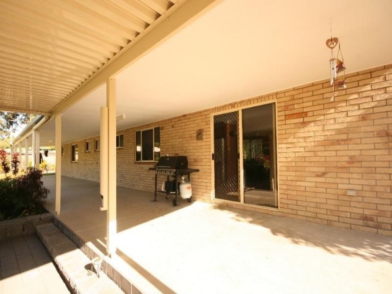 6 Wattle Court, Sarina QLD 4737