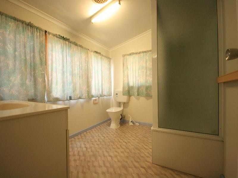 5 Coast Road, Sarina QLD 4737