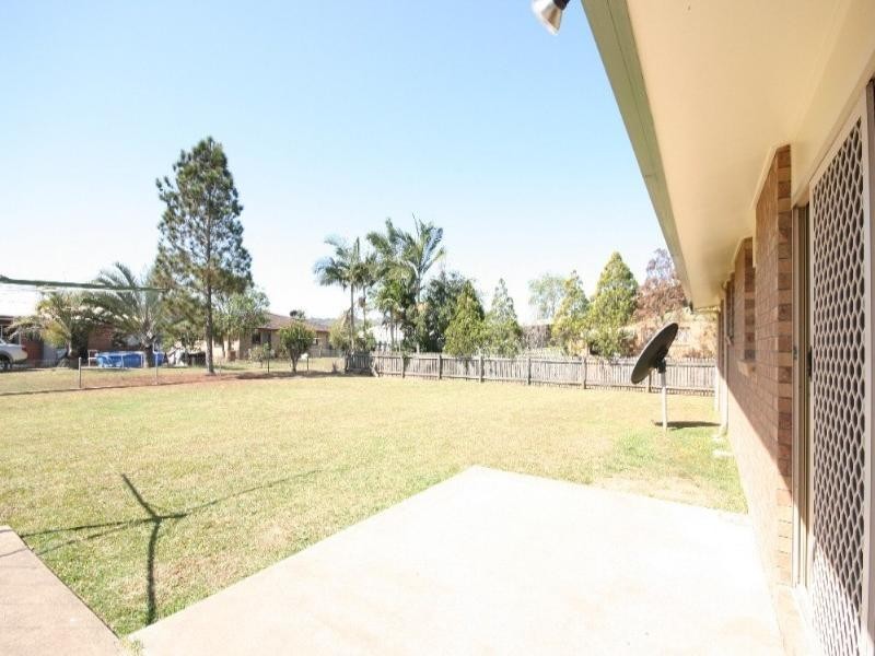 15 Fremont Avenue, Sarina QLD 4737