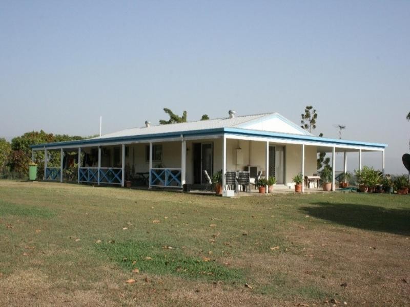 129 Smart Road, Sarina QLD 4737