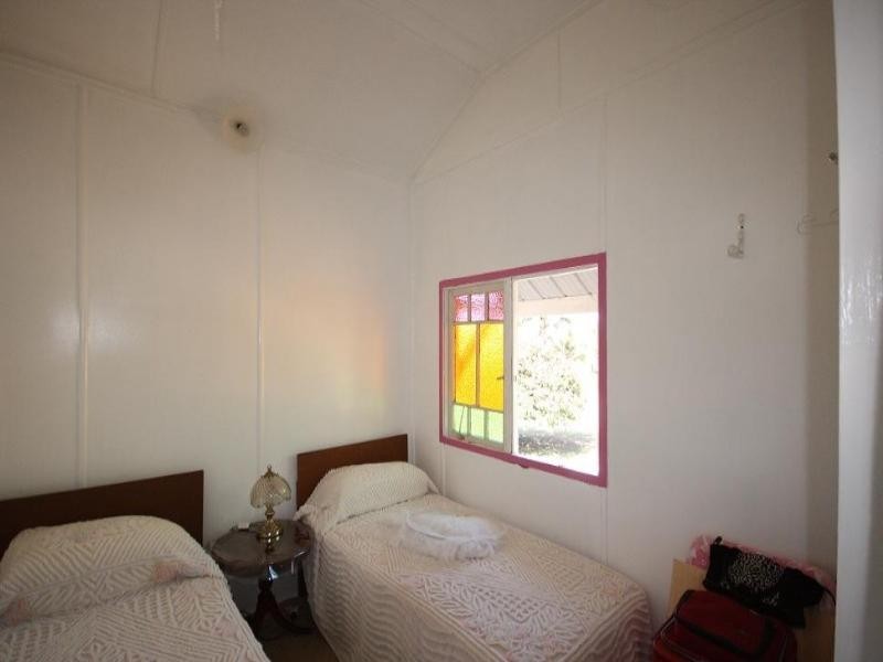 7 Crichton Street, Sarina QLD 4737