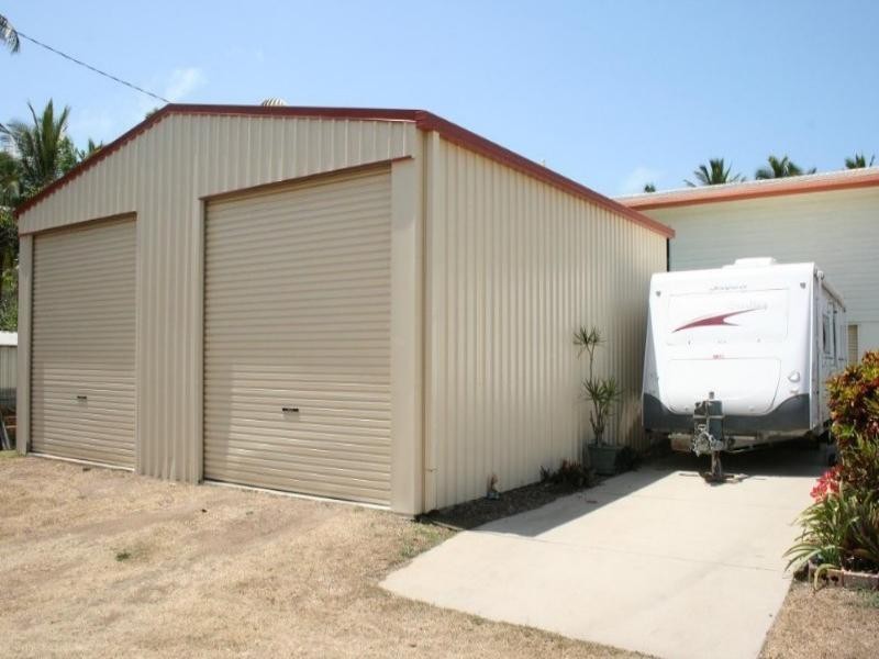 4 The Esplanade, Sarina QLD 4737