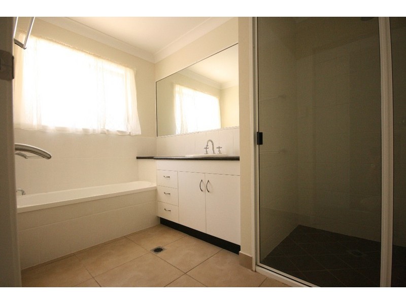 34 Jackson Street, Sarina QLD 4737