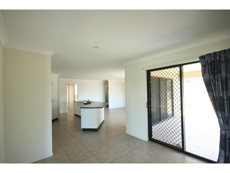 34 Jackson Street, Sarina QLD 4737