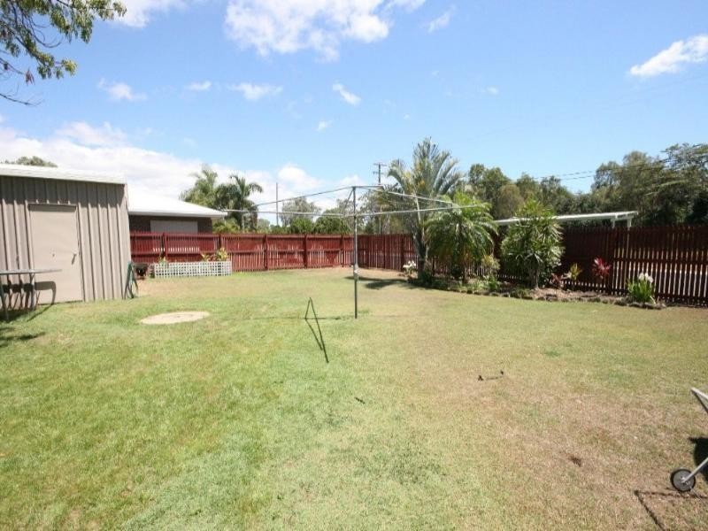 2 Rankin Court, Armstrong Beach QLD 4737