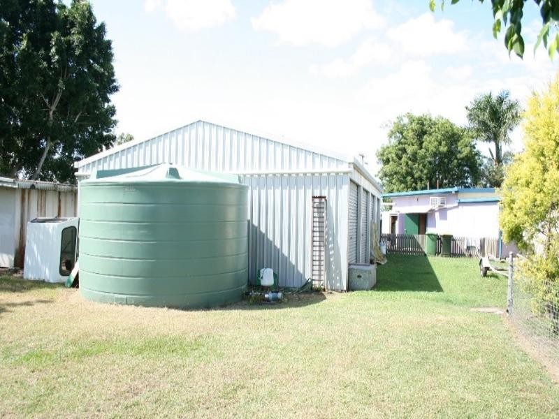 477 dunrock, Sarina QLD 4737