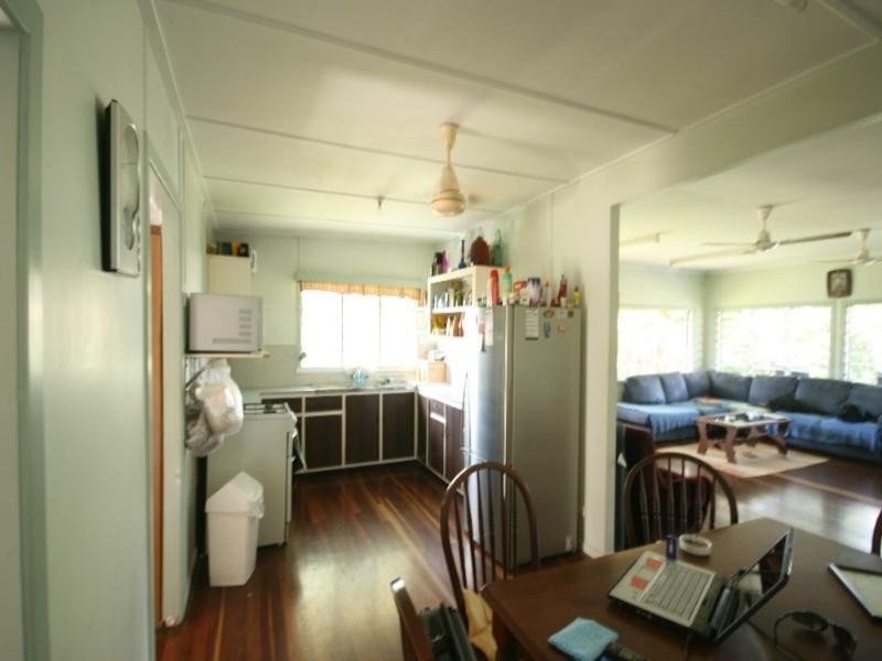 477 dunrock, Sarina QLD 4737