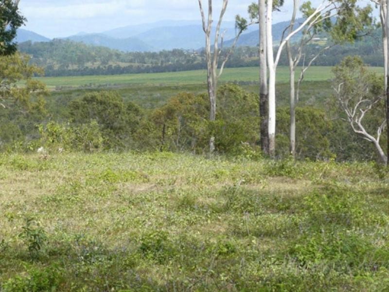 844 Sarina Beach Road, Sarina QLD 4737