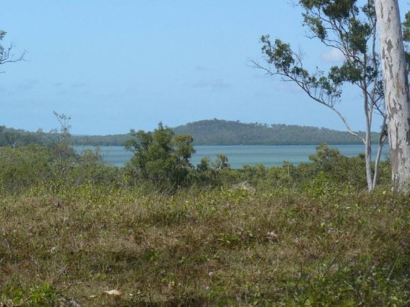 844 Sarina Beach Road, Sarina QLD 4737