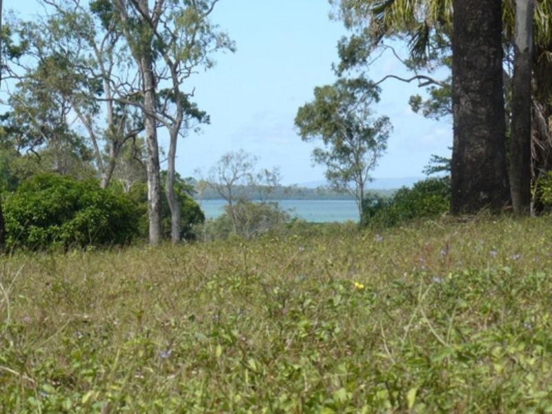 844 Sarina Beach Road, Sarina QLD 4737