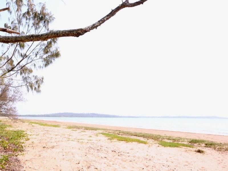 Armstrong Beach QLD 4737