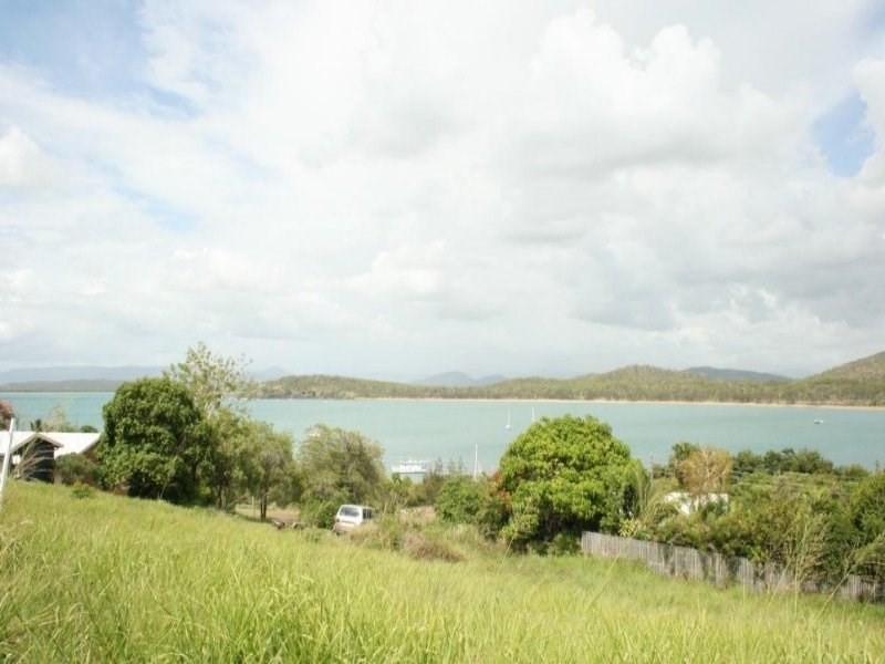 5 Captain Blackwood Drive, Sarina Beach QLD 4737