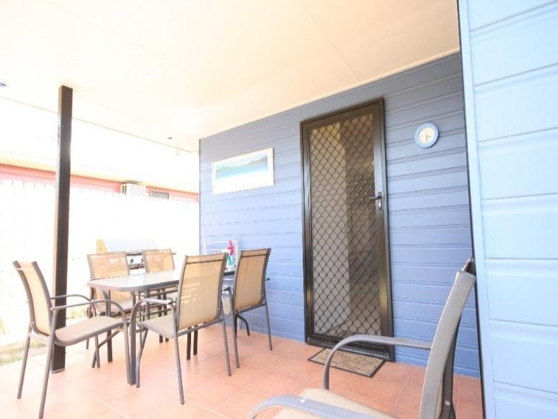 1/5 East Street, Sarina QLD 4737