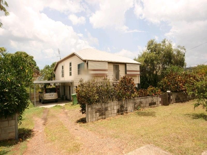 4 Nolan Street, Sarina QLD 4737