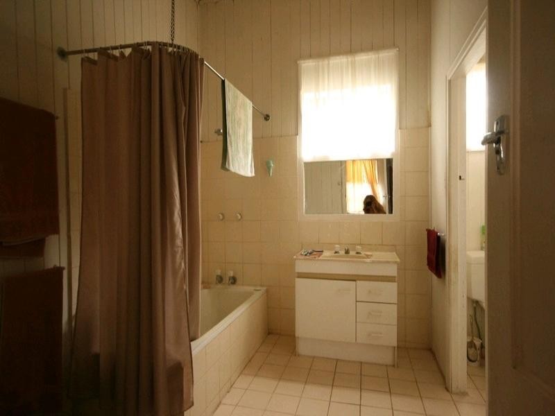 4 Nolan Street, Sarina QLD 4737