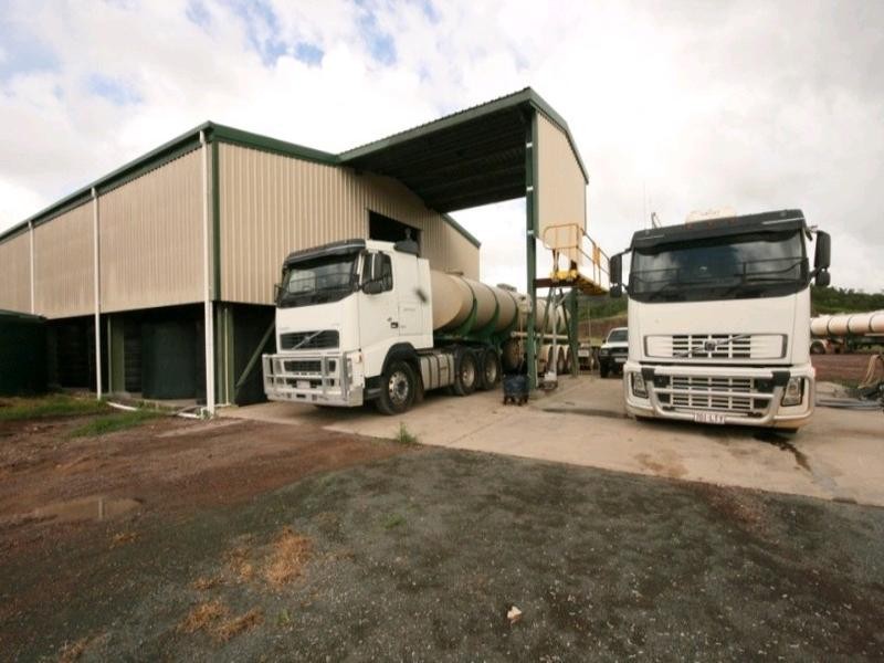 90365 Bruce Highway, Sarina QLD 4737