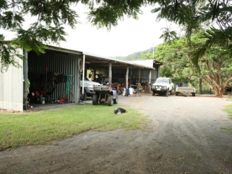 673 Middle Creek Road, Mackay QLD 4740