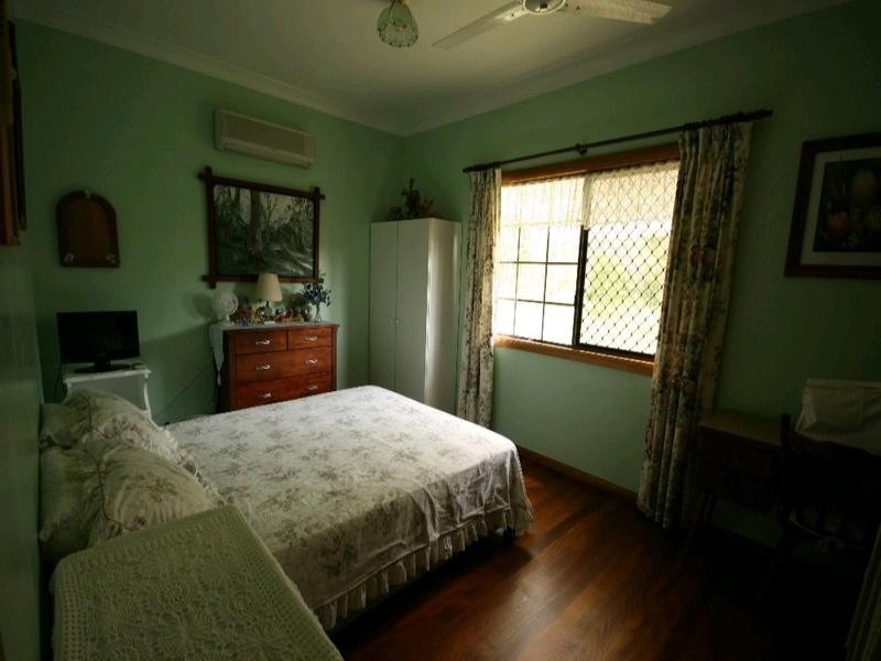611 Miran Khan Drive, Freshwater Point QLD 4737