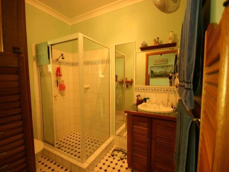 611 Miran Khan Drive, Sarina QLD 4737