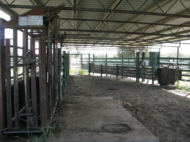 15 Duckabrook Road, Springsure QLD 4722