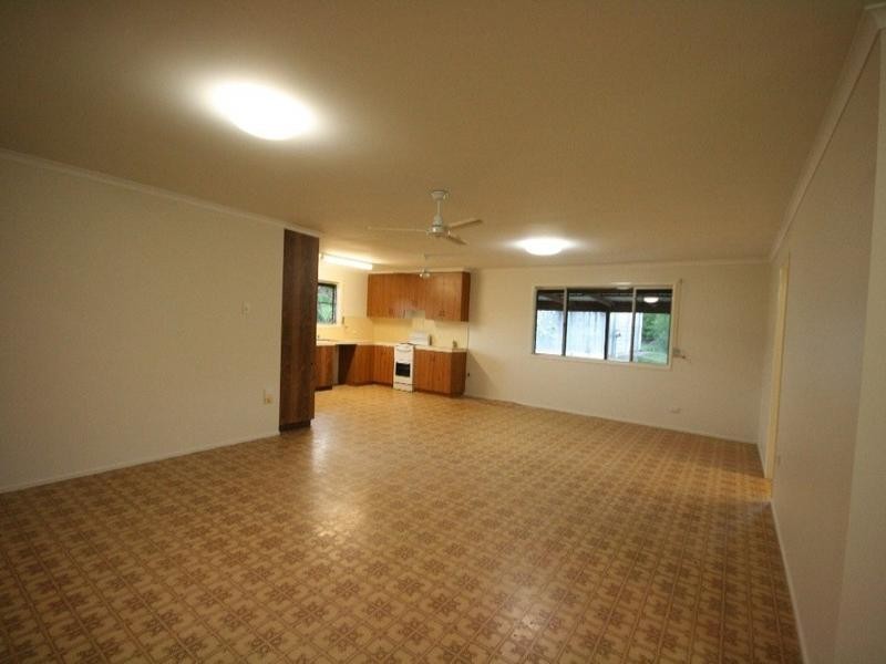 289 West Plane Creek Road, Sarina QLD 4737