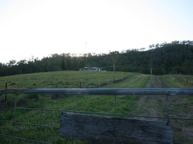 289 West Plane Creek Road, Sarina QLD 4737