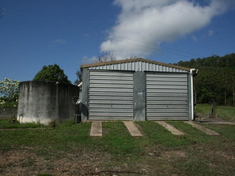 289 West Plane Creek Road, Sarina QLD 4737