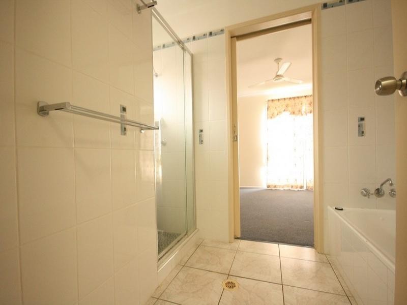 8 Castaway Court, Hay Point QLD 4740