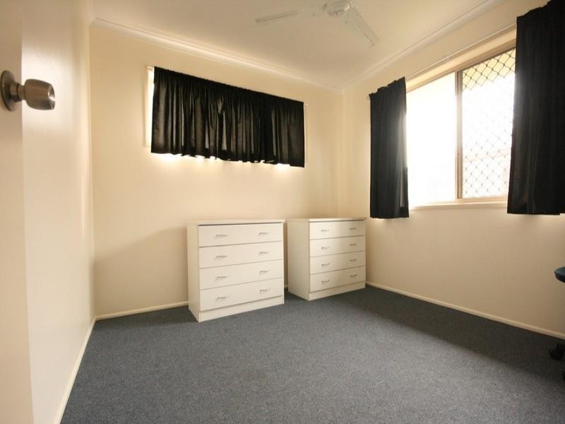 8 Castaway Court, Hay Point QLD 4740