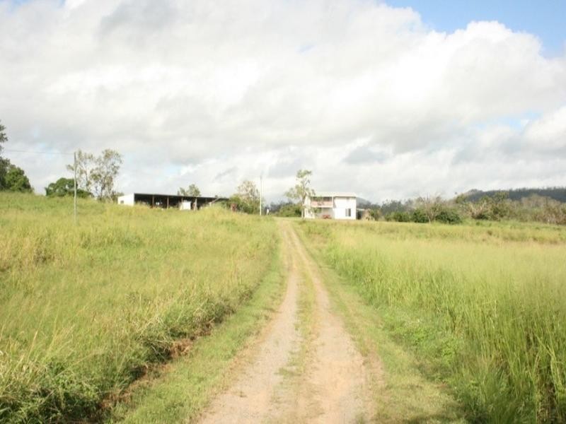 3713 Bruce Highway, Kuttabul QLD 4741