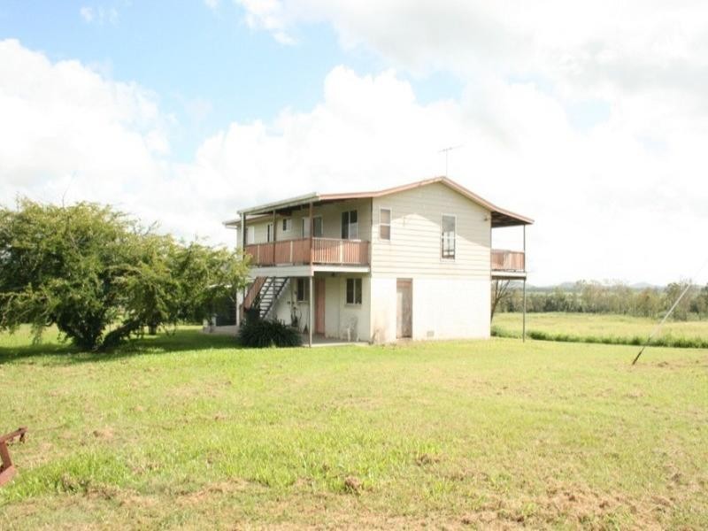 3713 Bruce Highway, Kuttabul QLD 4741